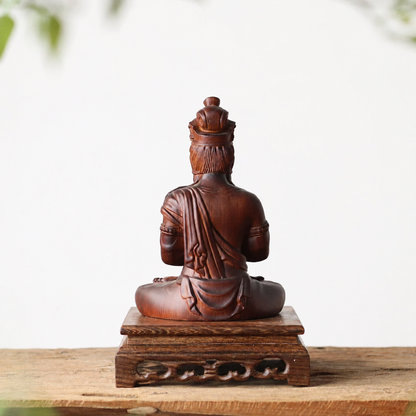 Vairocana Buddha Statue in Padauk Wood — Product photo 6