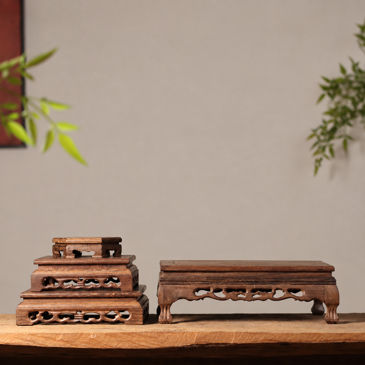 Ebony Wood Display Stand for Statues