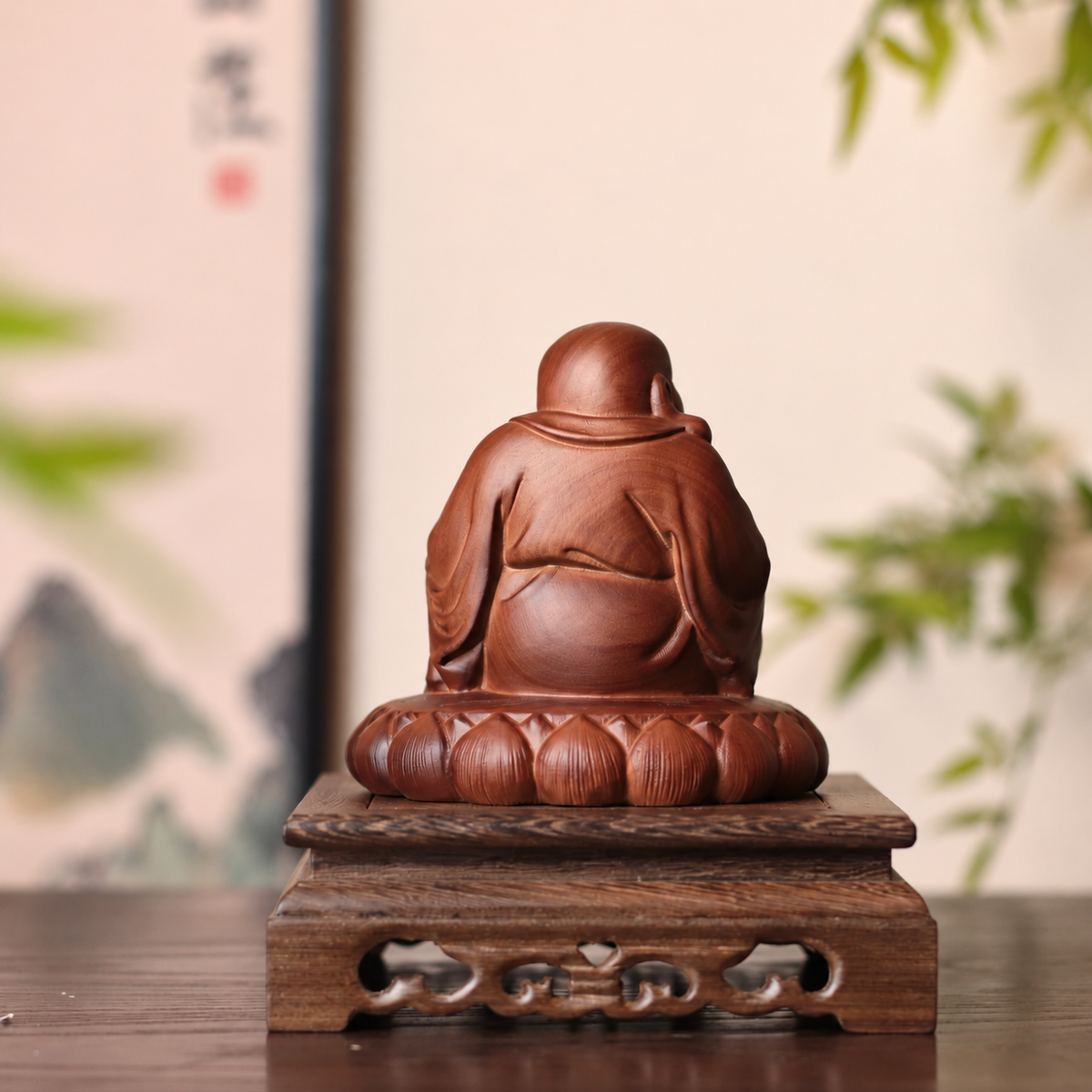 Seated Laughing Buddha with Fan in Aromatic Wood — Product photo 4
