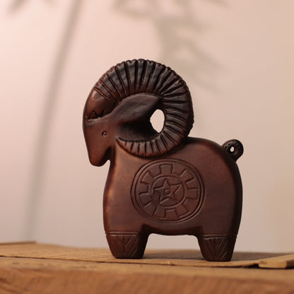 Star-Pattern Goat Figurine in Khaya Wood