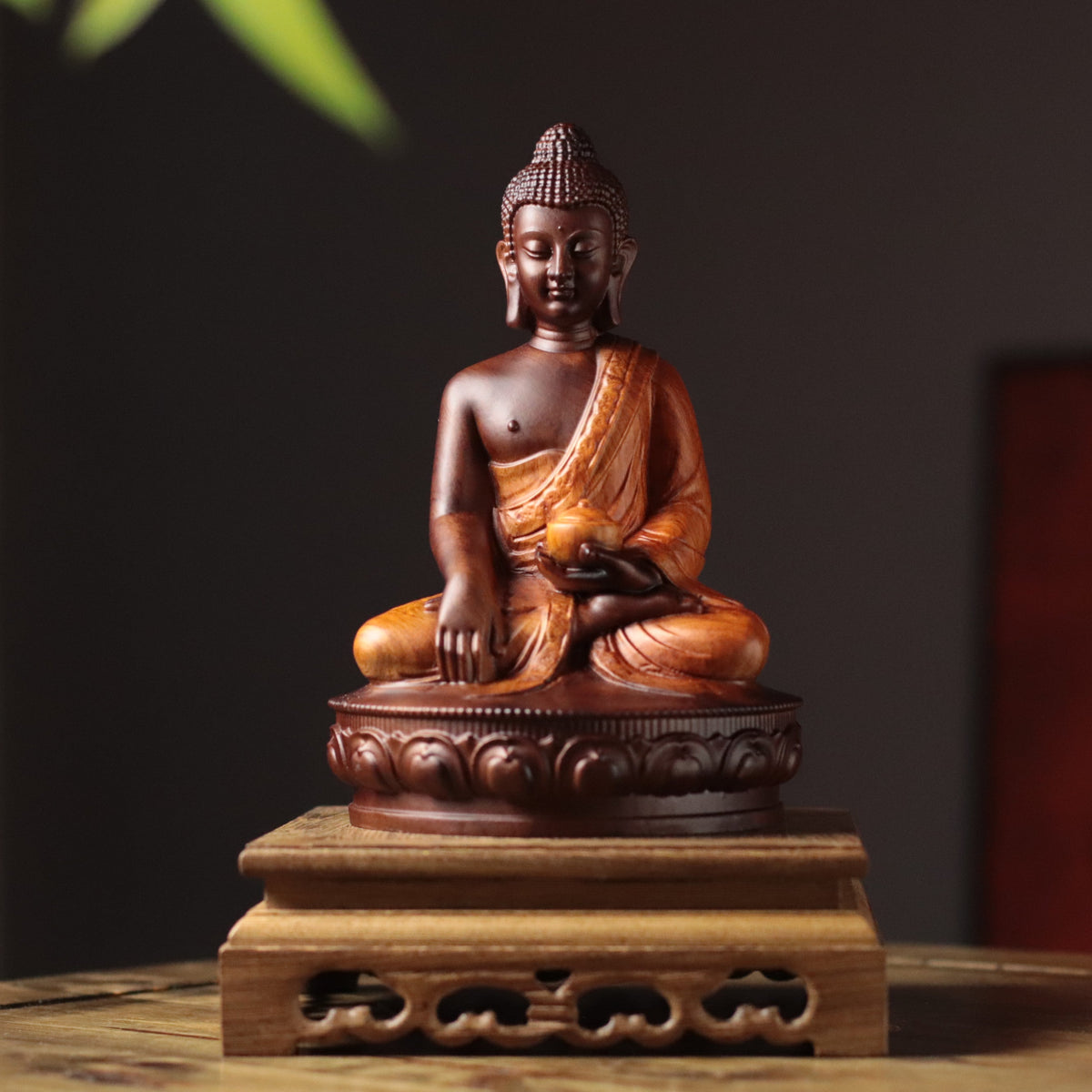 Buddha with Alms Bowl Statue in Padauk Wood — Product photo 2