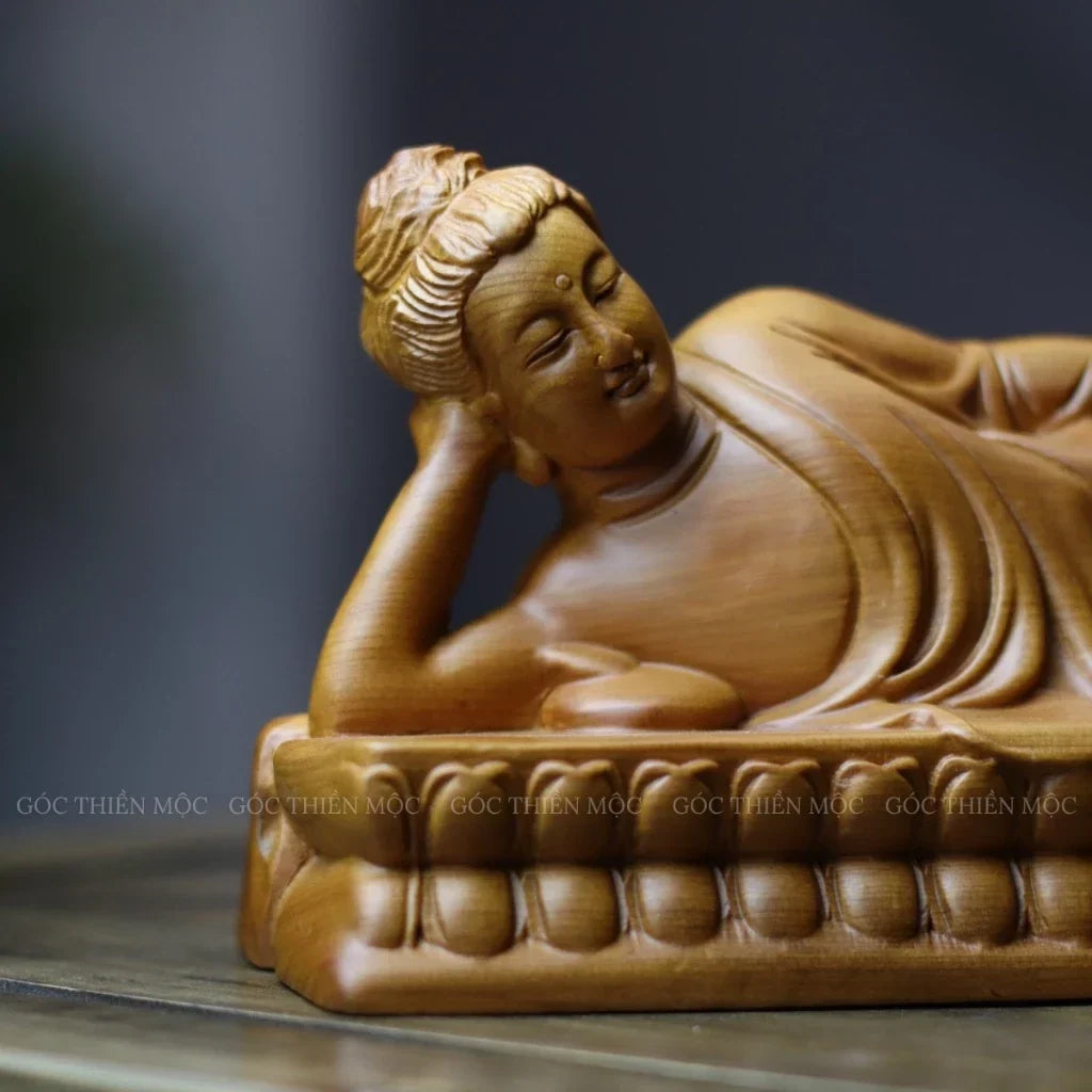 Reclining Shakyamuni Buddha Statue in Solid Wood — Product photo 7