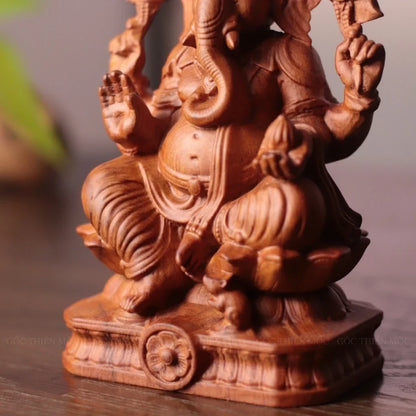 Ganesha Statue in Hand-Carved Padauk Wood — Product photo 6