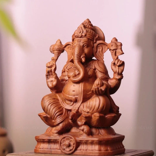 Ganesha Statue in Hand-Carved Padauk Wood — Product photo 1